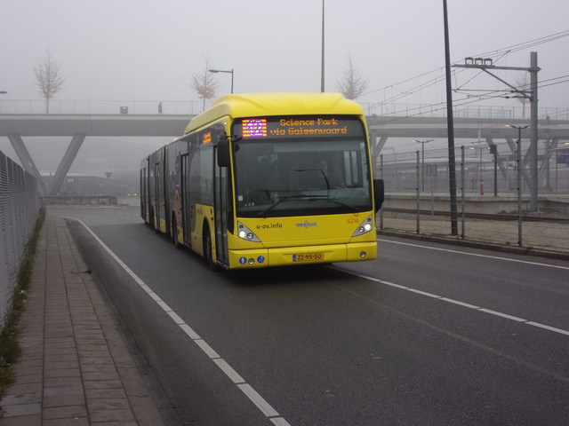 Foto van QBZ Van Hool AGG300 4214 Dubbelgelede bus door Lijn45