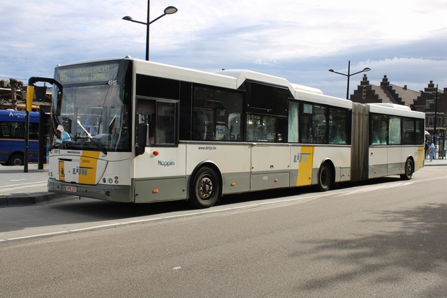 Foto van DeLijn Jonckheere Transit 2000 G 4915 Gelede bus door Ovspotter.017