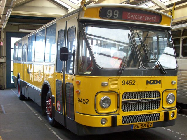 Foto van NZHVM DAF MB200 9452 Standaardbus door wyke2207