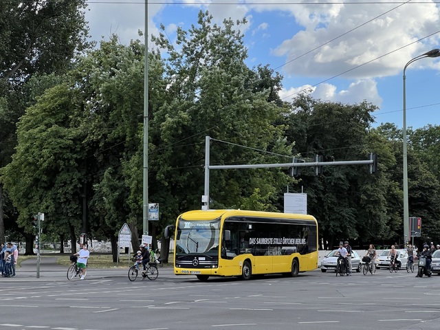 Foto van BVG Mercedes-Benz eCitaro 1818 Standaardbus door Stadsbus