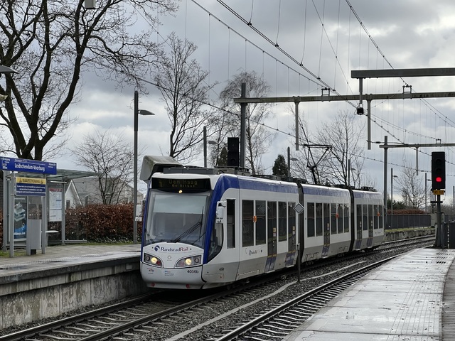 Foto van HTM RegioCitadis 4056 Tram door Stadsbus