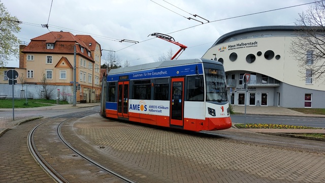 Foto van HVG Leoliner NGTW6-H 4 Tram door Jossevb