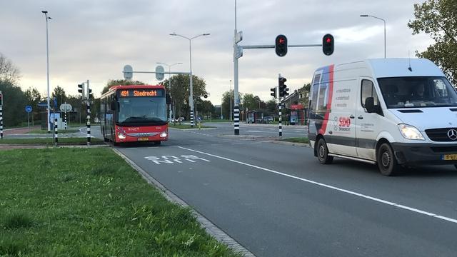 Foto van QBZ Iveco Crossway LE (13mtr) 6320 Standaardbus door Rotterdamseovspotter