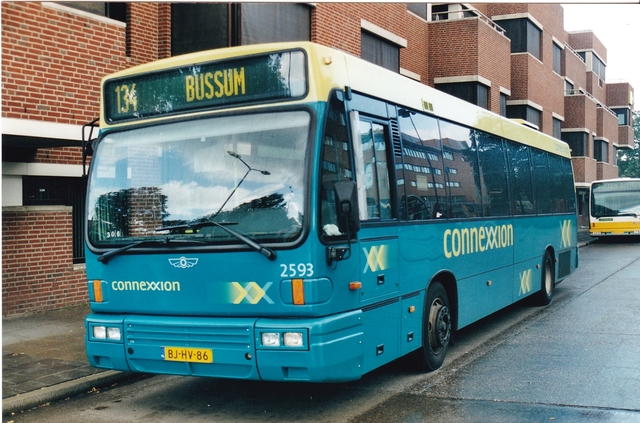Foto van CXX Den Oudsten B95 2593 Standaardbus door wyke2207