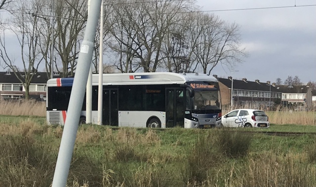 Foto van RET VDL Citea SLE-120 Hybrid 1225 Standaardbus door Rotterdamseovspotter