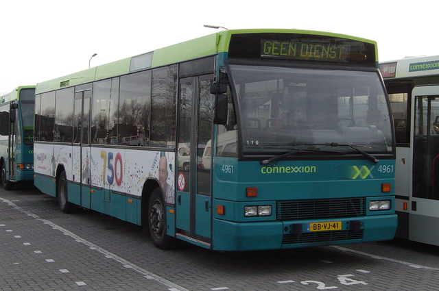 Foto van CXX Den Oudsten B88 4961 Standaardbus door wyke2207
