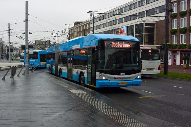 Foto van HER Hess Swisstrolley 5257 Gelede bus door NLRail