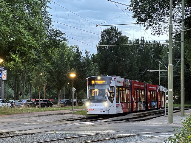 Foto van HTM Avenio 5001 Tram door Stadsbus