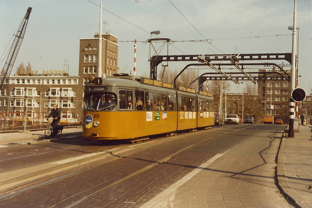 Foto van RET Rotterdamse Düwag GT8 305 Tram door JanWillem