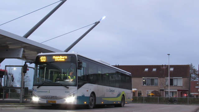 Foto van CXX Iveco Crossway LE (13mtr) 5585 Standaardbus door_gemaakt jvroegindeweij