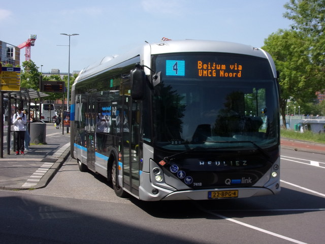 Foto van QBZ Heuliez GX437 ELEC 7418 Gelede bus door_gemaakt Lijn45