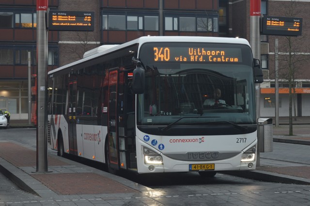 Foto van CXX Iveco Crossway LE (13mtr) 2717 Standaardbus door wyke2207