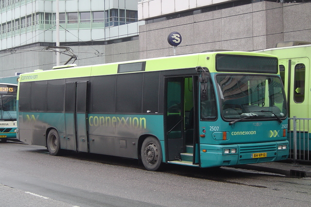 Foto van CXX Den Oudsten B95 2507 Standaardbus door wyke2207