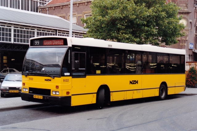 Foto van NZH Den Oudsten B88 5122 Standaardbus door wyke2207
