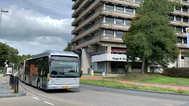 Foto van QBZ Van Hool AGG300 4211 Dubbelgelede bus door Stadsbus