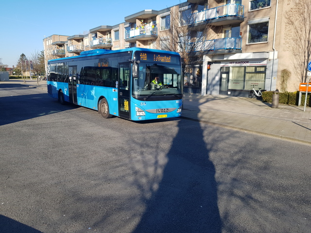 Foto van OVinIJ Iveco Crossway LE (12mtr) 5517 Standaardbus door treinspotter-Dordrecht-zuid