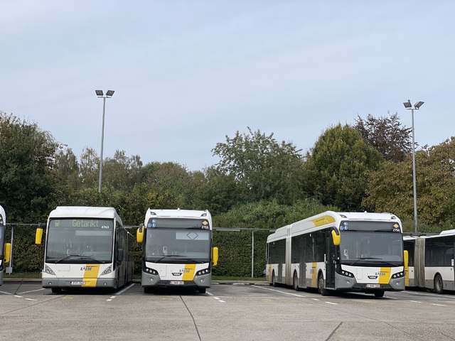 Foto van DeLijn VDL Citea SLFA-180 Hybrid 2756 Gelede bus door M48T