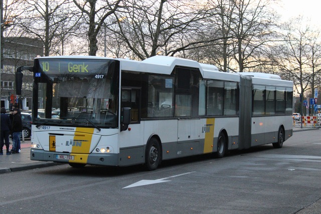 Foto van DeLijn Jonckheere Transit 2000 G 4917 Gelede bus door_gemaakt Ovspotter.017