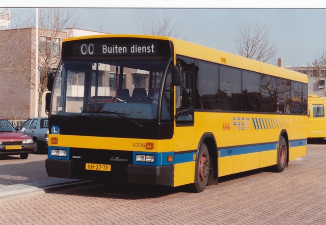 Foto van FRAM Den Oudsten B88 4306 Standaardbus door wyke2207