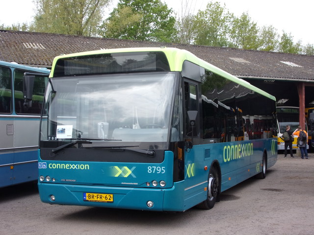 Foto van OVCN VDL Ambassador ALE-120 8795 Standaardbus door_gemaakt Lijn45