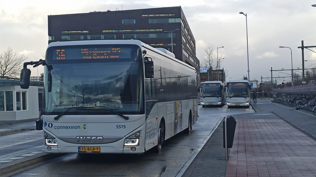 Foto van CXX Iveco Crossway LE (13mtr) 5575 Standaardbus door TreinspotterQuinn