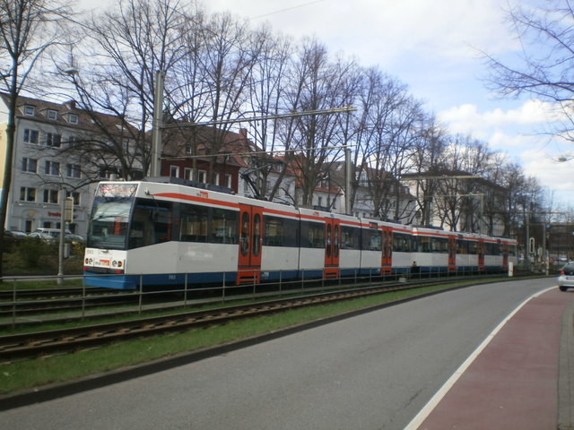 Foto van MoBiel Stadtbahnwagen M/N 8 583 Tram door Perzik