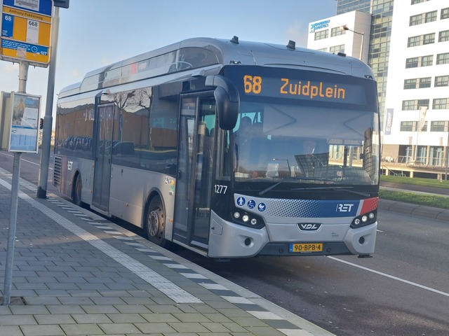 Foto van RET VDL Citea SLE-120 Hybrid 1277 Standaardbus door Ret3031