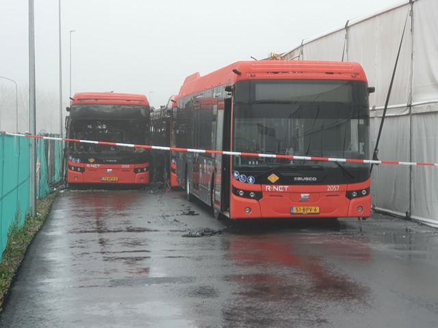 Foto van CXX Ebusco 2.2 (12mtr) 2057 Standaardbus door wyke2207