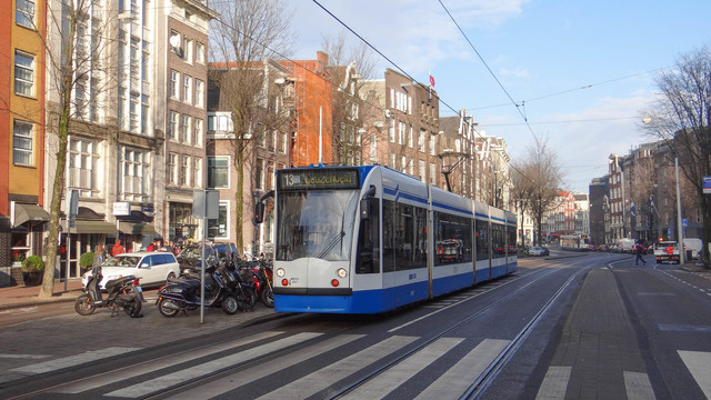 Foto van GVB Siemens Combino 2057 Tram door OVdoorNederland