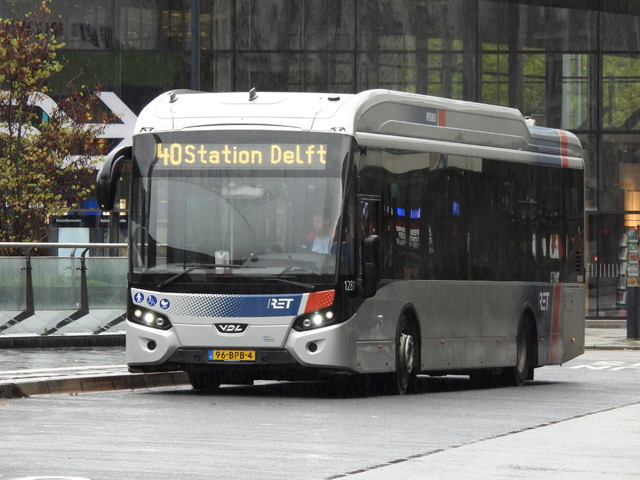 Foto van RET VDL Citea SLE-120 Hybrid 1281 Standaardbus door stefan188