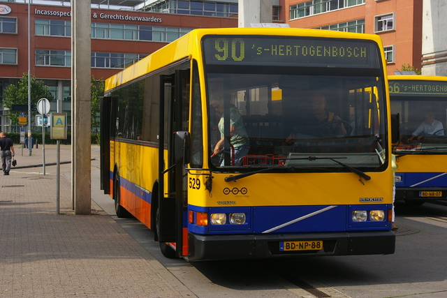 Foto van BBA Berkhof 2000NL 529 Standaardbus door wyke2207