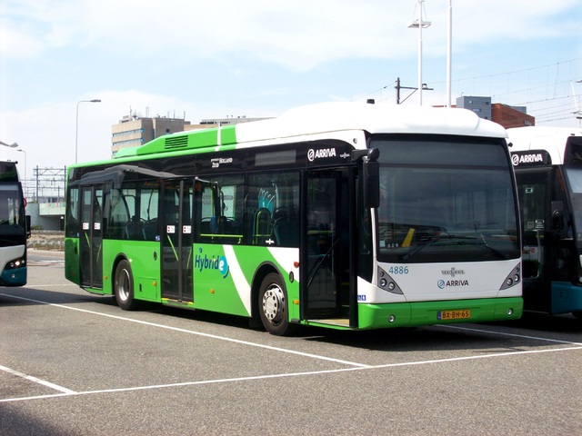 Foto van ARR Van Hool A300 Hybrid 4886 Standaardbus door wyke2207