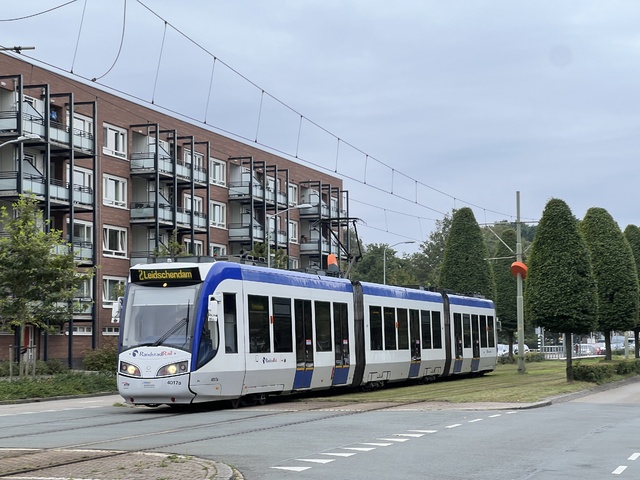Foto van HTM RegioCitadis 4017 Tram door Stadsbus