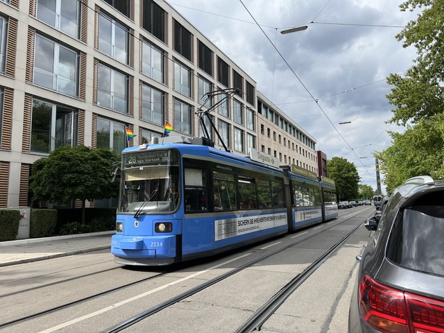 Foto van MVG GT6N 2114 Tram door Stadsbus