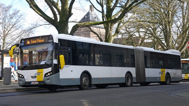 Foto van DeLijn VDL Citea SLFA-180 2227 Gelede bus door WDK6761G1