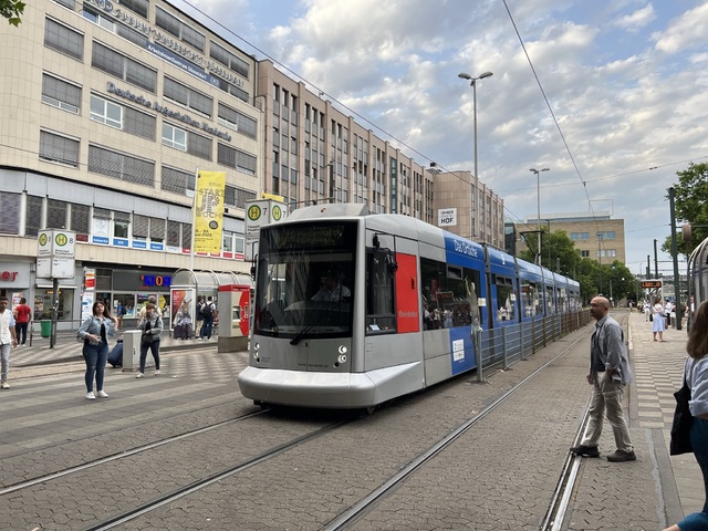 Foto van Rheinbahn NF10 2027 Tram door Stadsbus