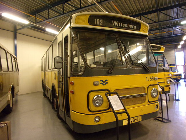 Foto van NBM Leyland-Verheul Standaardstreekbus 175 Standaardbus door Lijn45