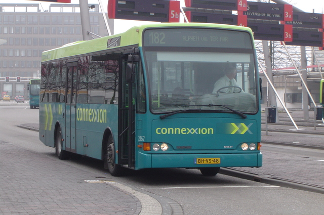 Foto van CXX Berkhof 2000NL 2367 Standaardbus door wyke2207