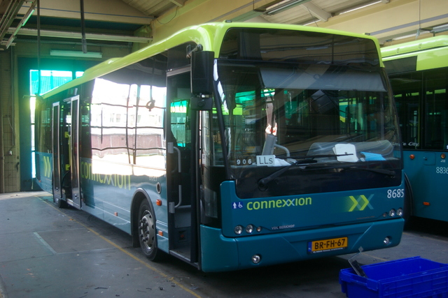 Foto van CXX VDL Ambassador ALE-120 8685 Standaardbus door wyke2207