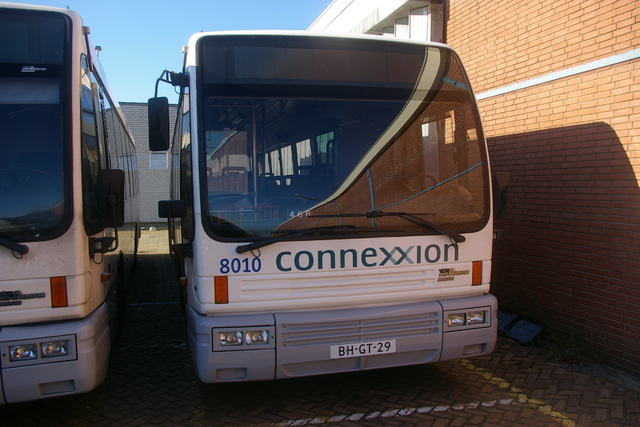 Foto van CXX Den Oudsten B95 8010 Standaardbus door wyke2207