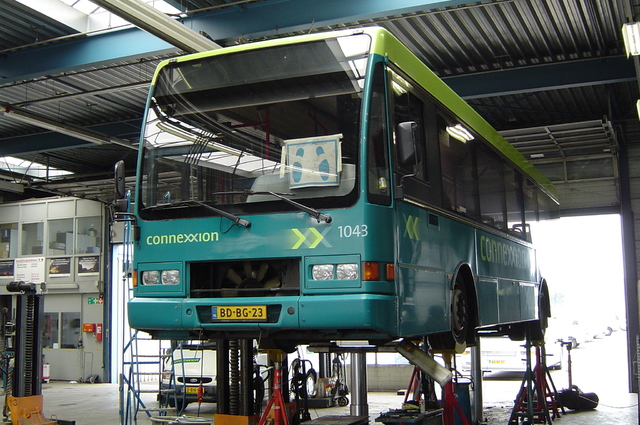 Foto van CXX Berkhof 2000NL 1043 Standaardbus door wyke2207