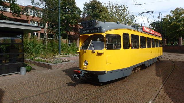 Foto van HTM Haagse PCC 1337 Tram door Perzik