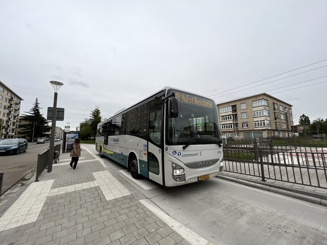 Foto van CXX Iveco Crossway PRO 5592 Semi-touringcar door Stadsbus