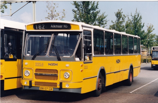 Foto van NZH DAF MB200 9954 Standaardbus door wyke2207