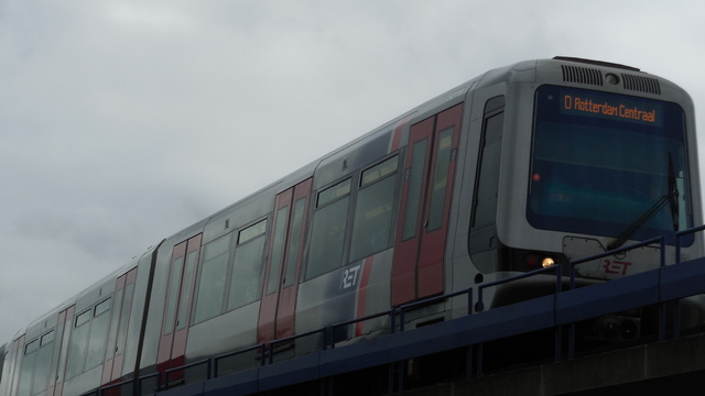 Foto van RET MG2/1 5318 Metro door Stadsbus