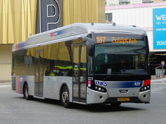 Foto van RET VDL Citea SLE-120 Hybrid 1223 Standaardbus door Rotterdamseovspotter