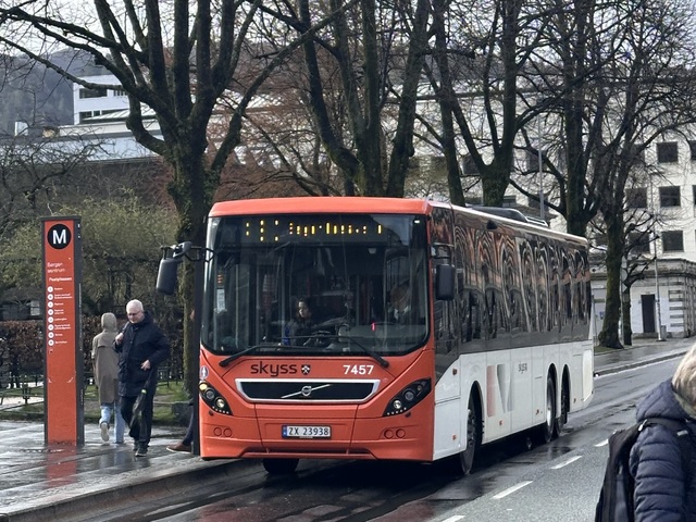 Foto van TideNO Volvo 8900 LE Bogie 7457 Standaardbus door Ovzuidnederland