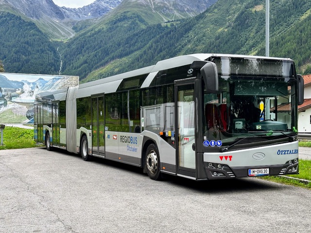 Foto van Oetztaler Solaris Urbino 18 30 Gelede bus door Busje1993