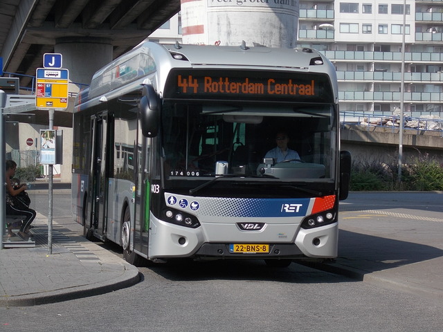 Foto van RET VDL Citea SLF-120 Electric 1403 Standaardbus door stefan188