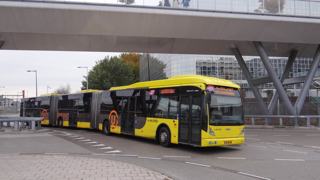 Foto van QBZ Van Hool AGG300 4212 Dubbelgelede bus door OVdoorNederland